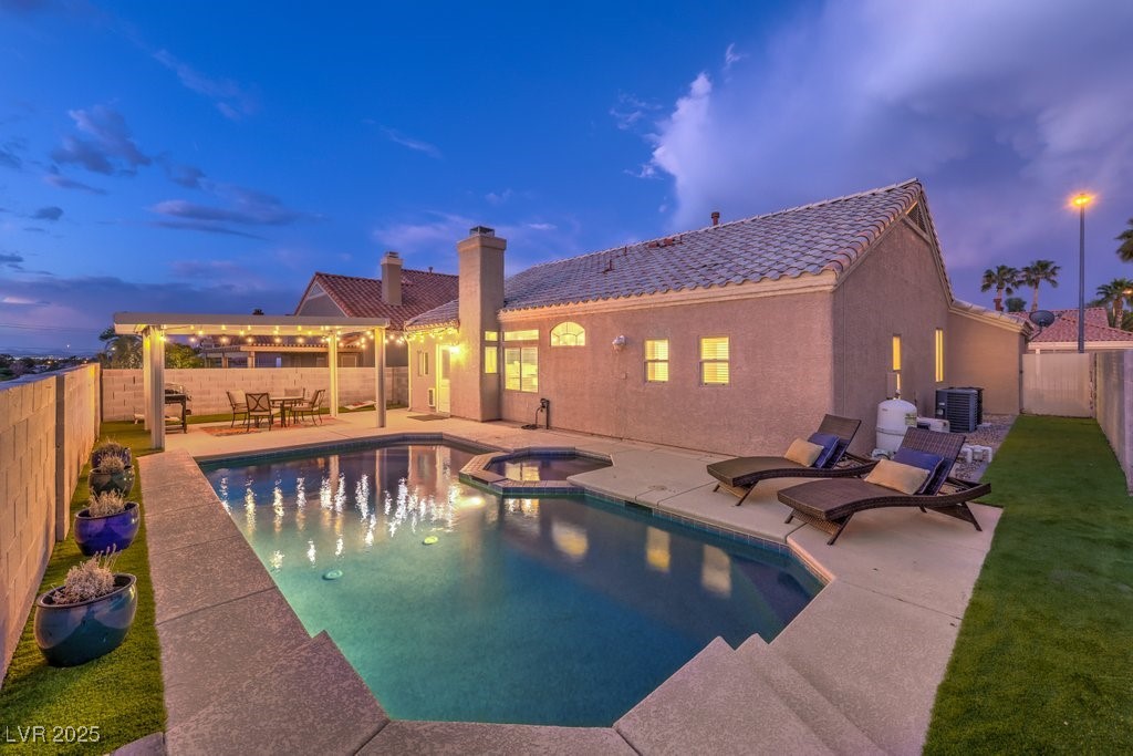 8157 Creek Water Lane Property Photo 1