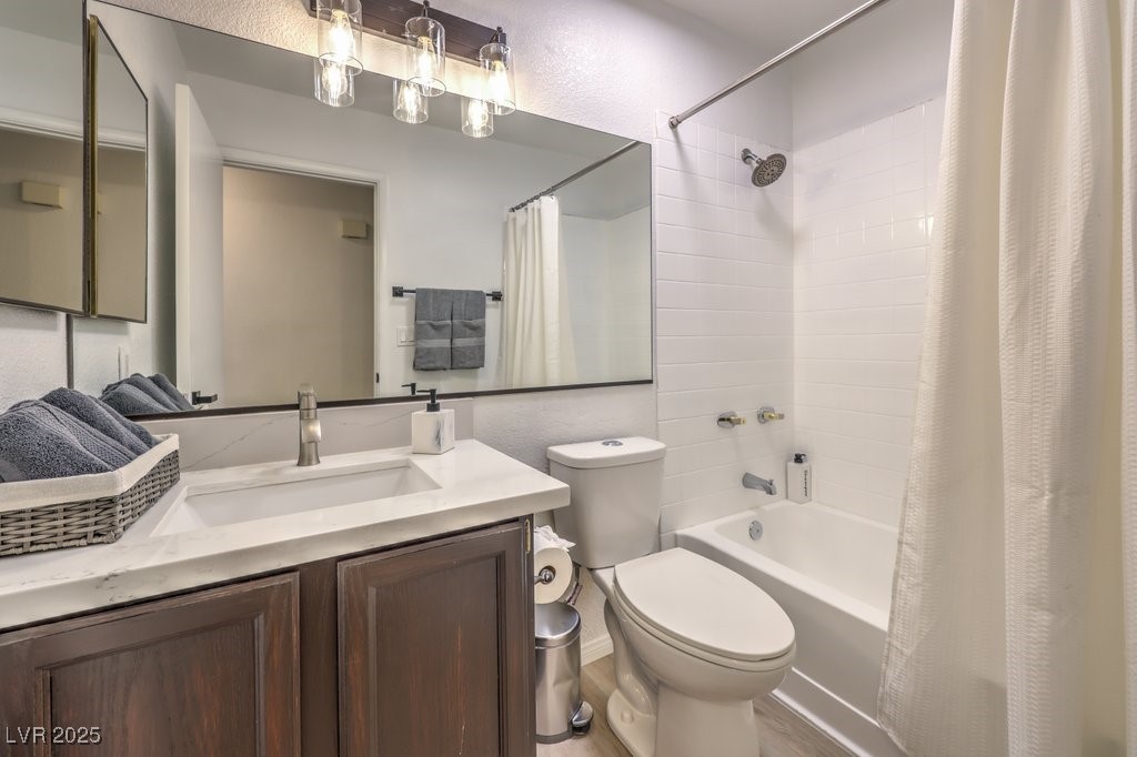 8157 Creek Water Lane Property Photo 25
