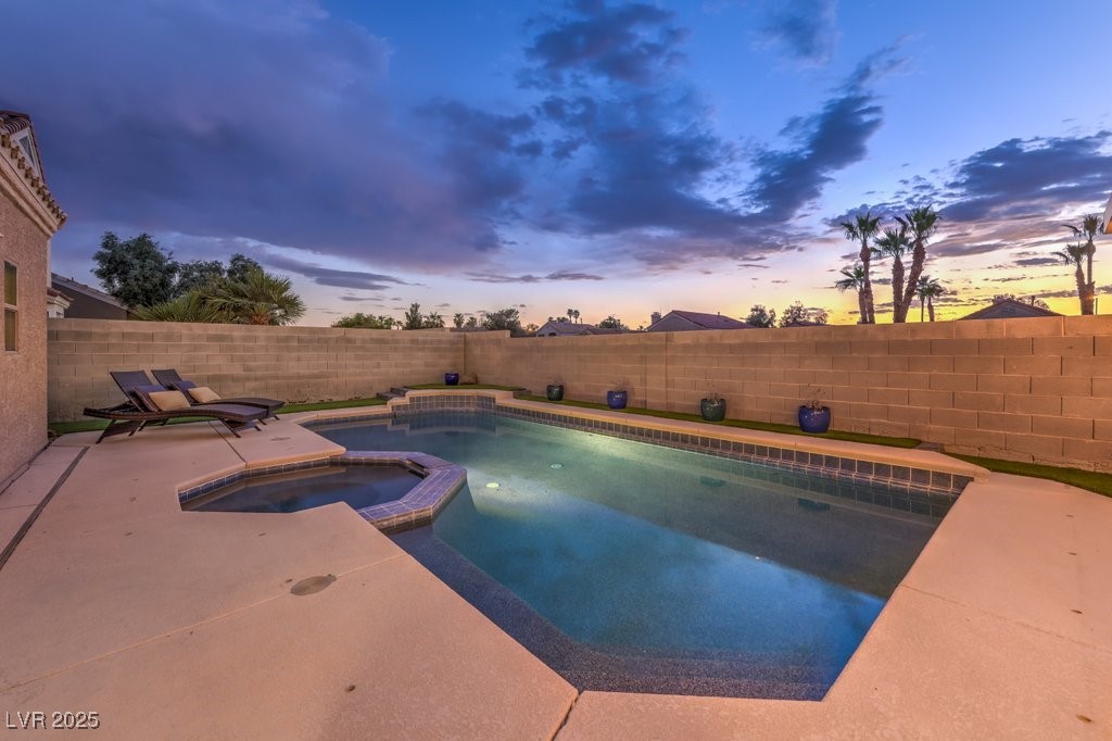 8157 Creek Water Lane Property Photo 31
