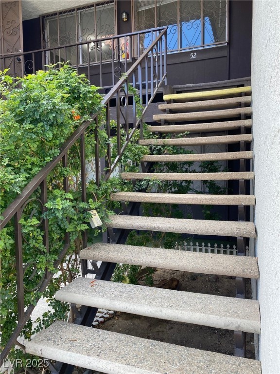 1405 Vegas Valley Drive 54 Property Photo 1