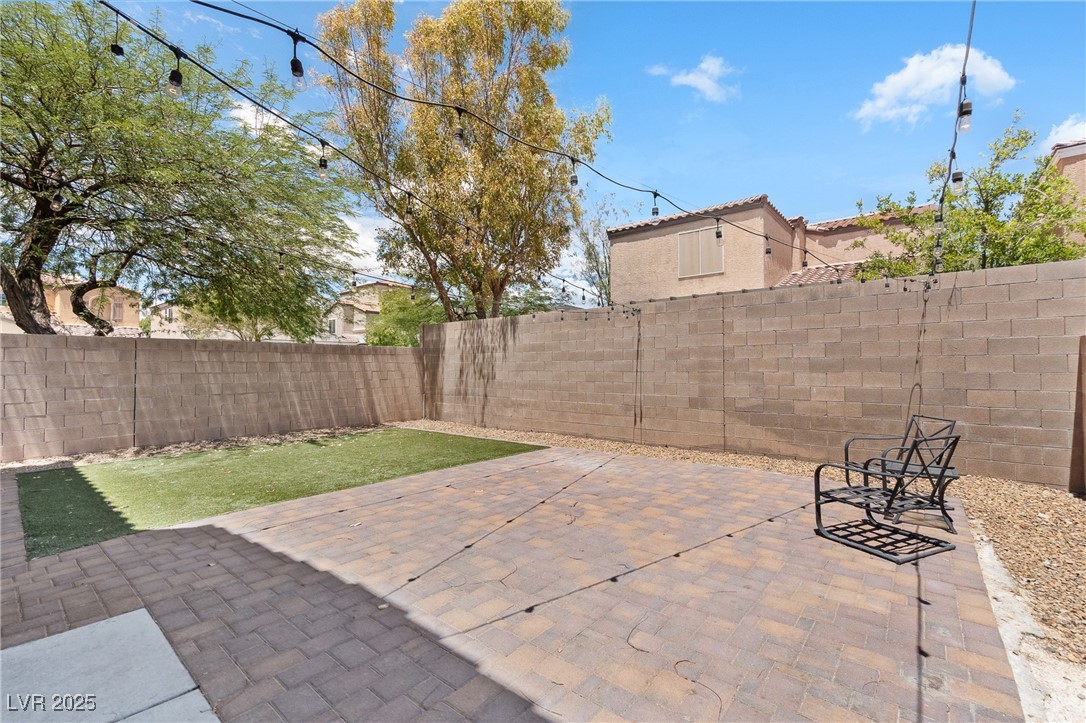8938 Bonneville Peak Court Property Photo 22