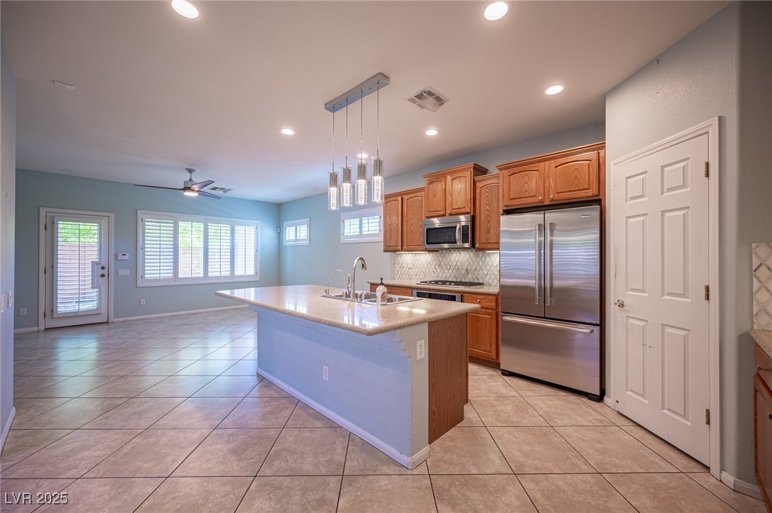 10513 Rusty Railroad Avenue Property Photo 9