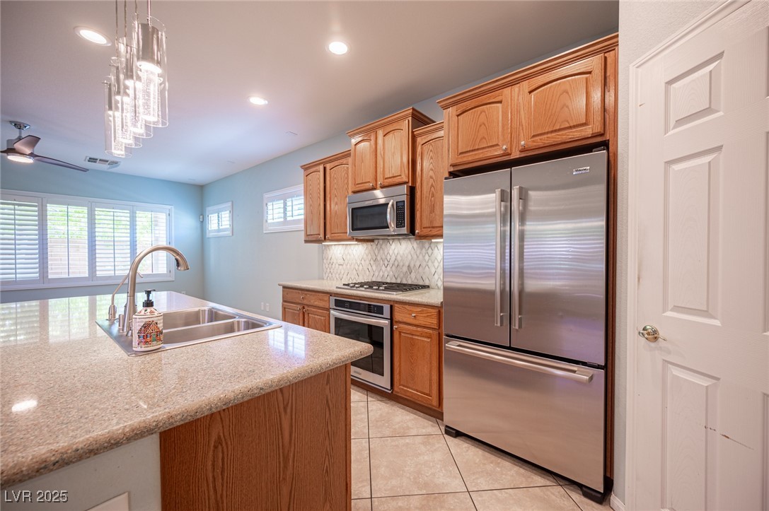 10513 Rusty Railroad Avenue Property Photo 13