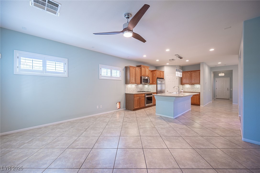 10513 Rusty Railroad Avenue Property Photo 16