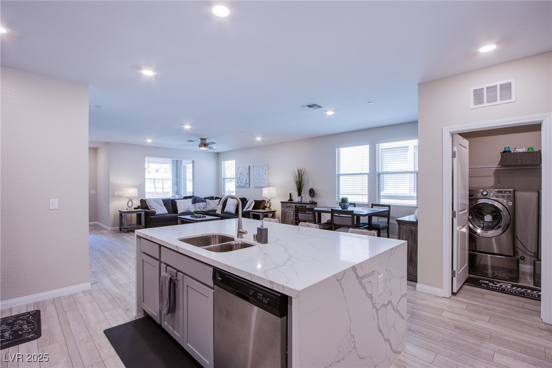 519 Sonoma Range Street Property Photo 1