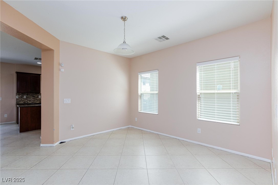 6736 Prairie Dusk Drive Property Photo 9