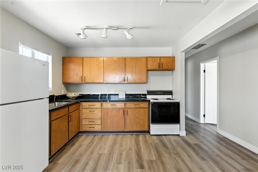 215 Zinc Street B Property Photo 4