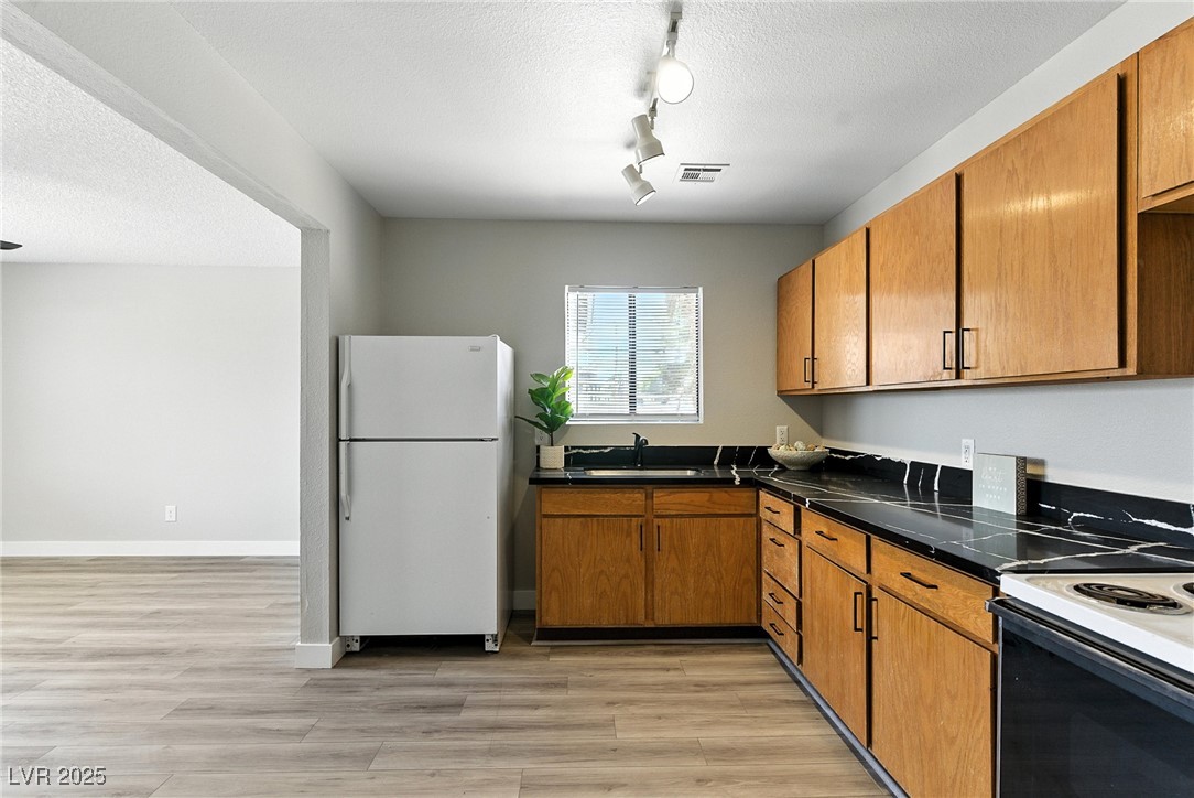 215 Zinc Street B Property Photo 5