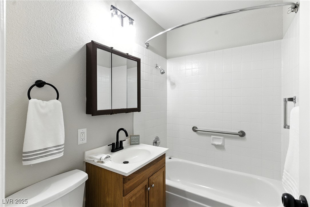 215 Zinc Street B Property Photo 14