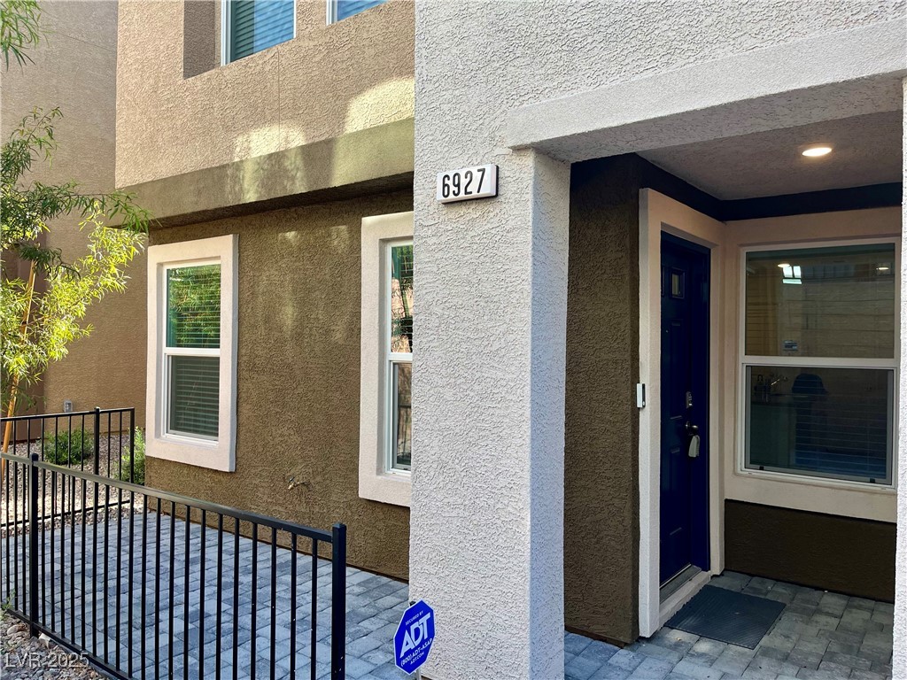 6927 Stafford Hill Street Property Photo 1