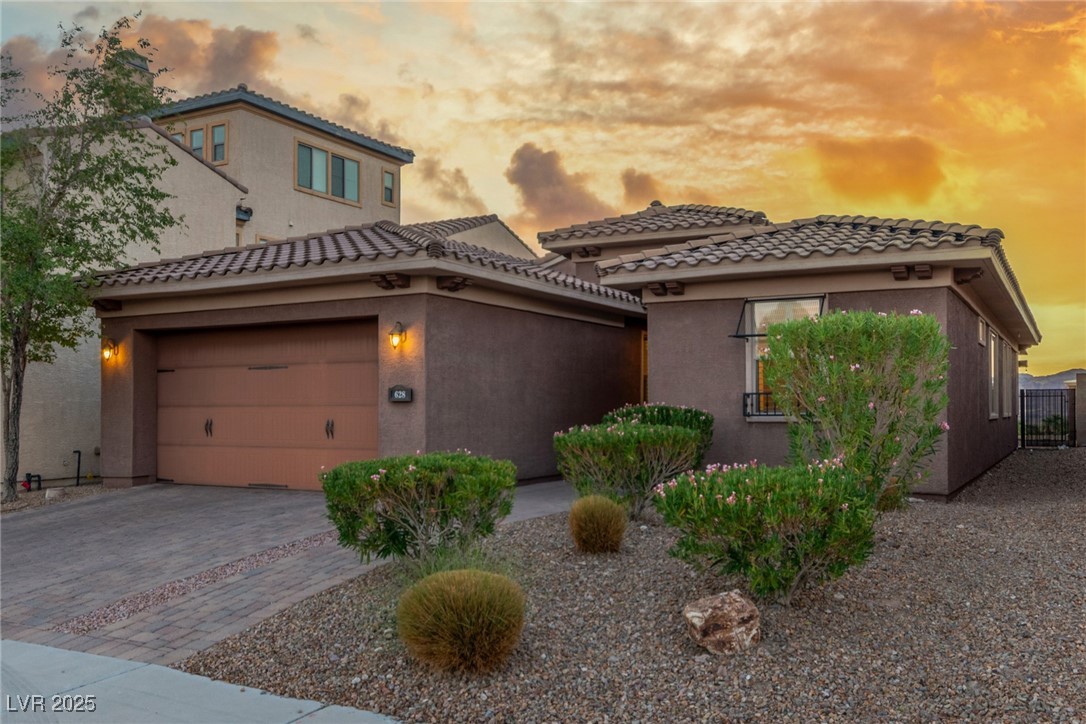 628 Via Colmo Avenue Property Photo 1