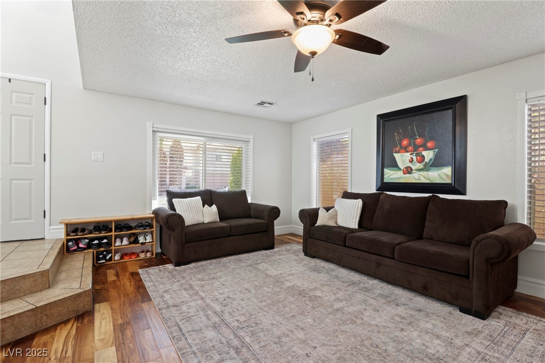 968 Painted Pony Drive Property Photo 2