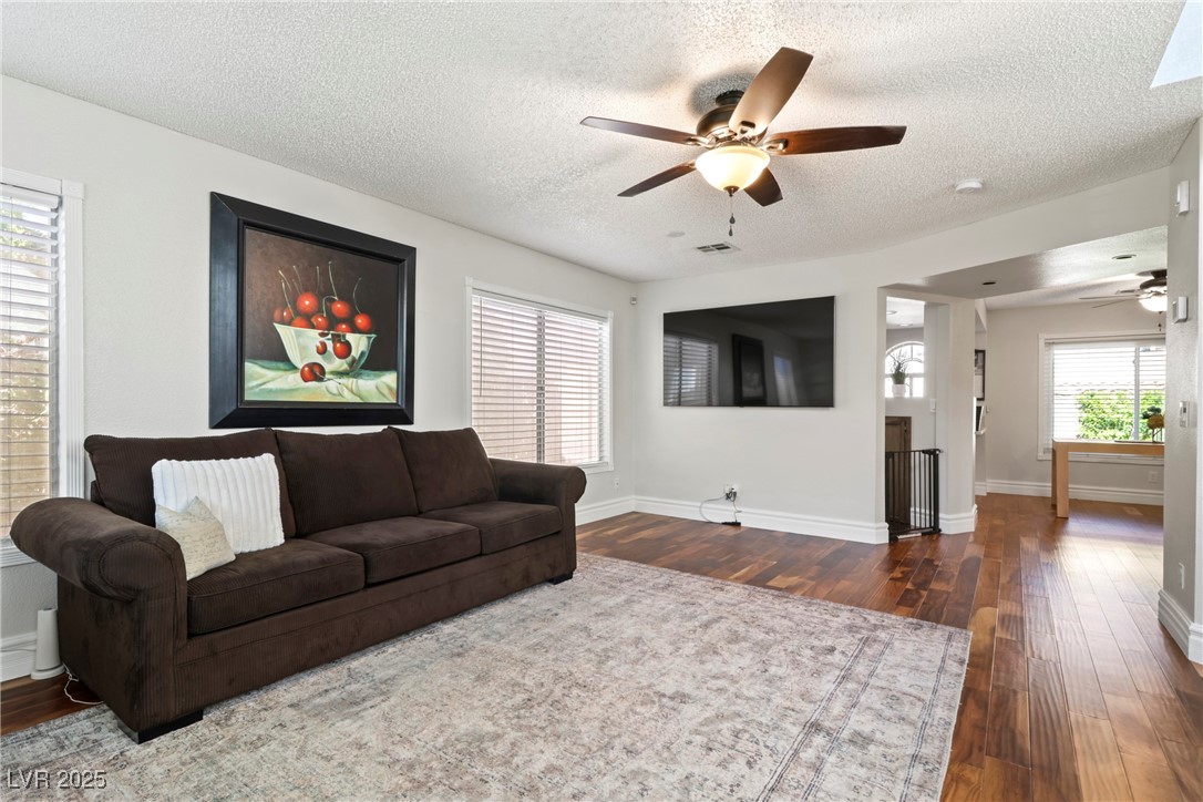 968 Painted Pony Drive Property Photo 3