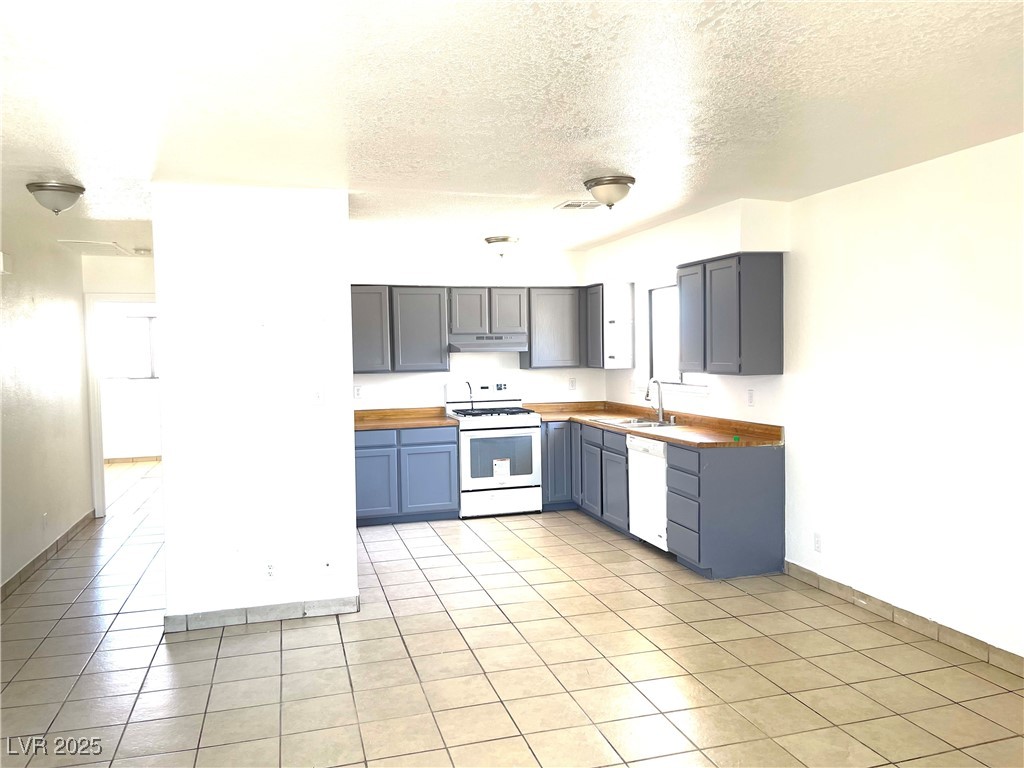 6987 Mendon Lane Property Photo 5
