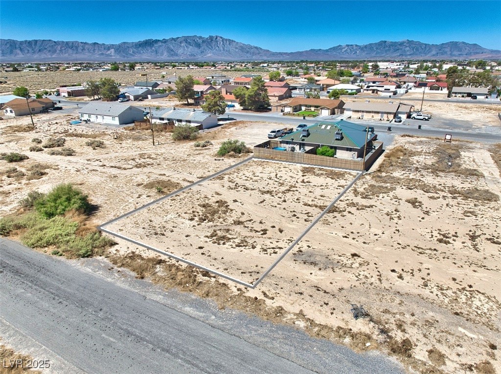 1970 Sycamore Avenue Property Photo 8