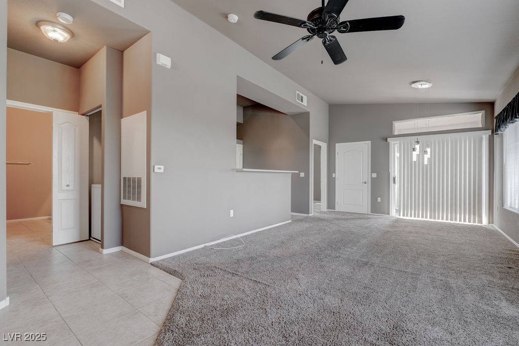 2305 West Horizon Ridge Parkway 223 Property Photo 2