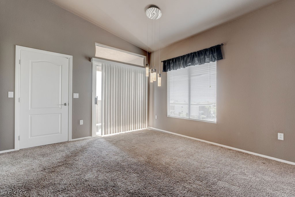 2305 West Horizon Ridge Parkway 223 Property Photo 4