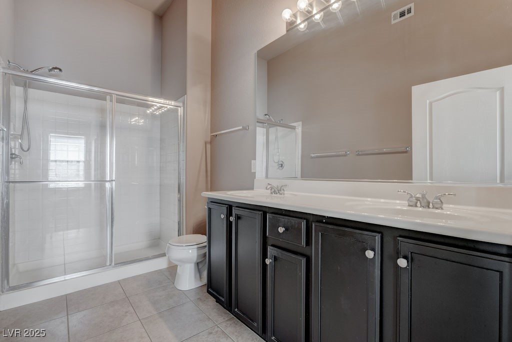 2305 West Horizon Ridge Parkway 223 Property Photo 27