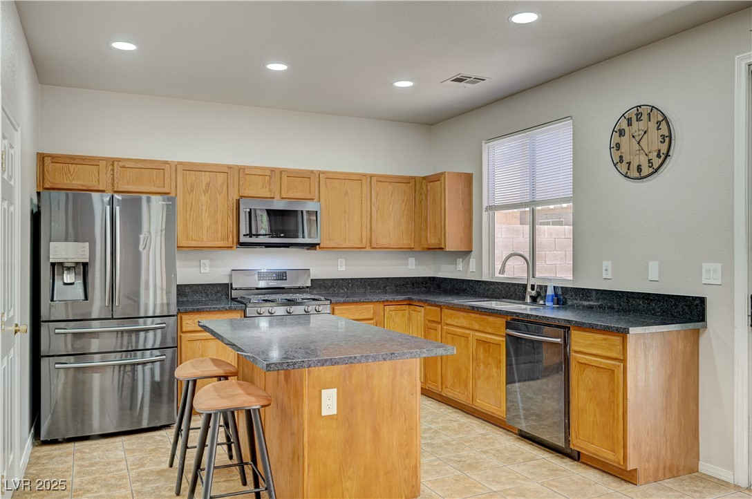 999 Pecos River Avenue Property Photo 4