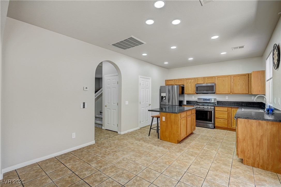 999 Pecos River Avenue Property Photo 10