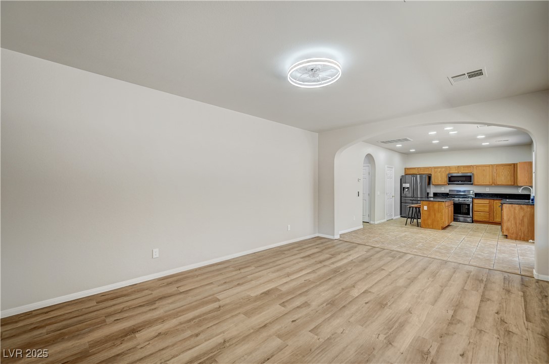 999 Pecos River Avenue Property Photo 18