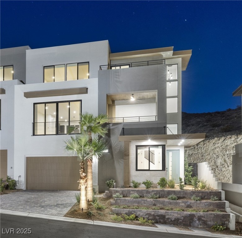 2704310 Property Photo 1