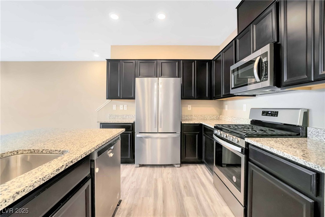 5661 Warm Light Street Property Photo 4