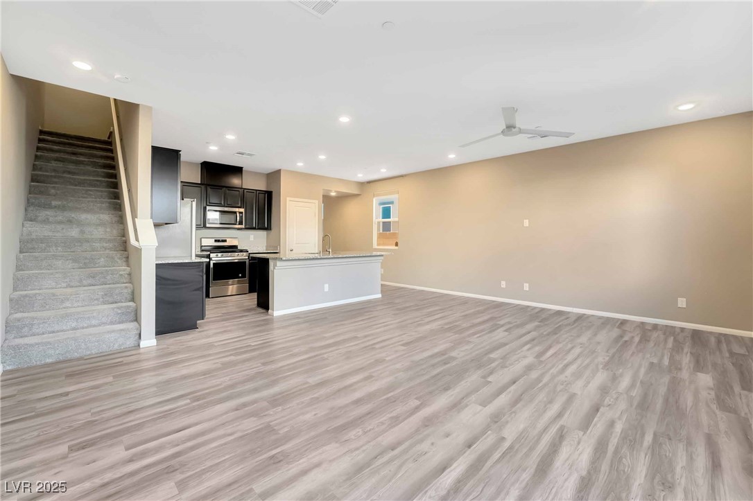 5661 Warm Light Street Property Photo 8
