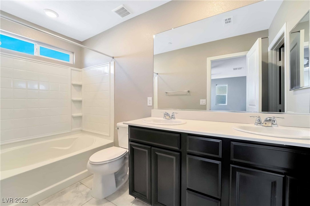 5661 Warm Light Street Property Photo 12