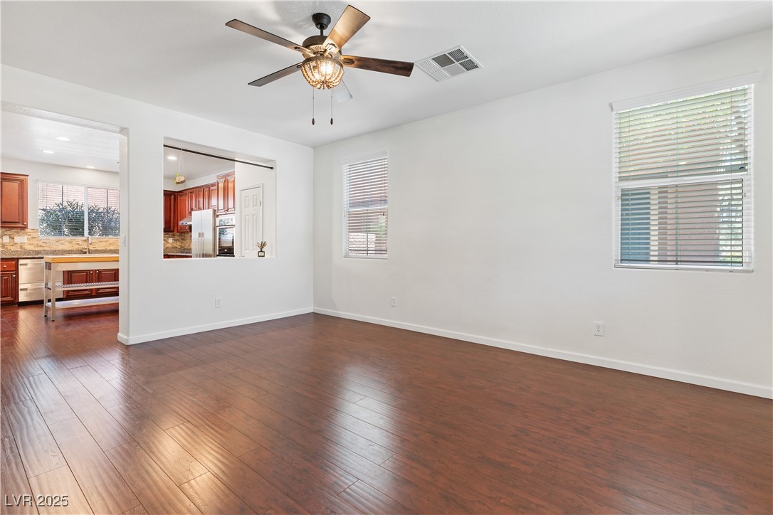 7238 Neches Avenue Property Photo 7