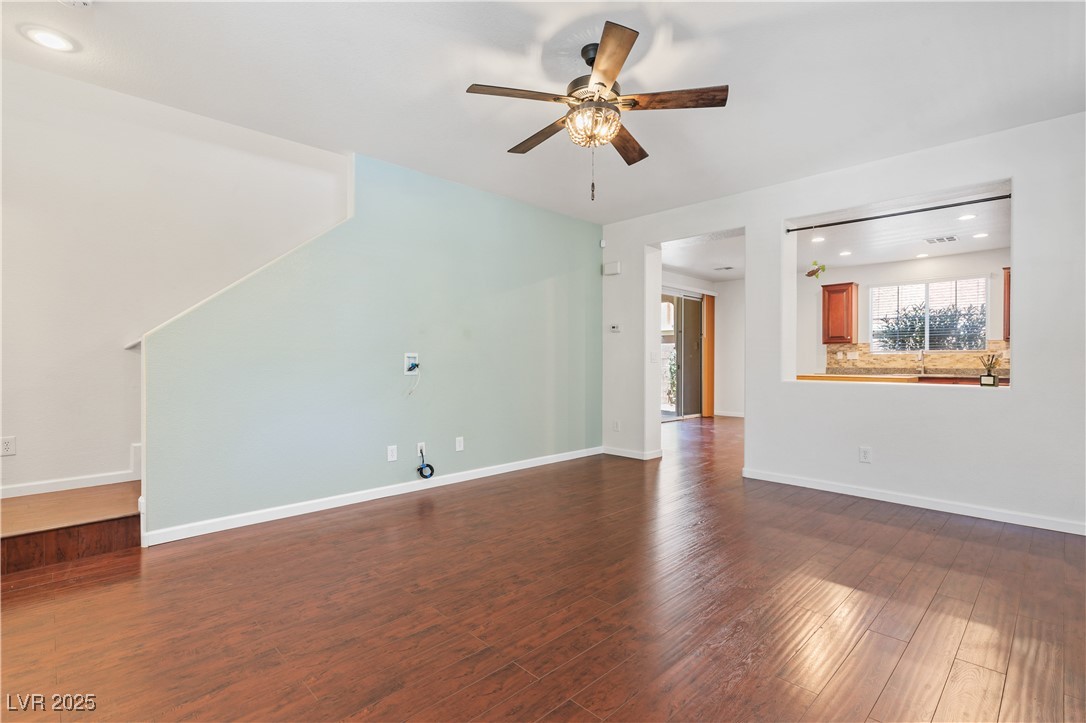 7238 Neches Avenue Property Photo 9