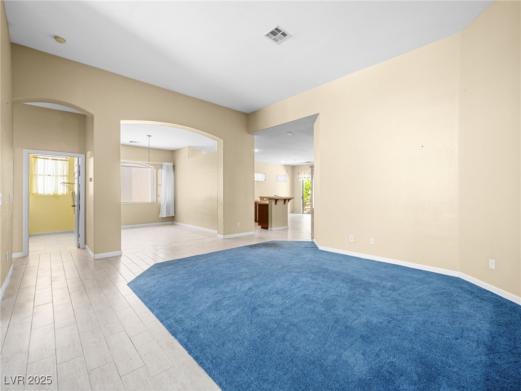 7549 Evening Falls Drive Property Photo 8
