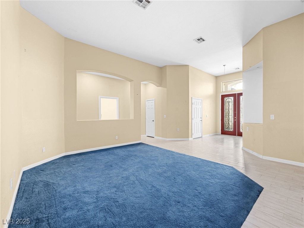 7549 Evening Falls Drive Property Photo 9