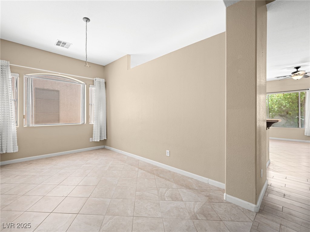 7549 Evening Falls Drive Property Photo 11