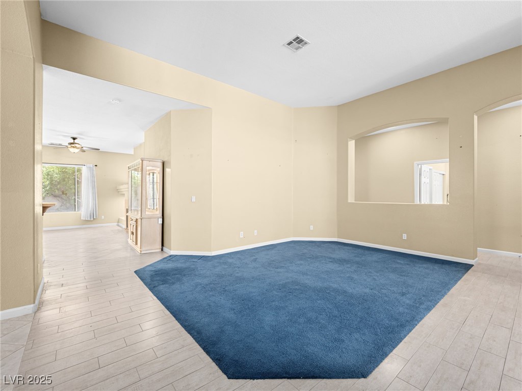 7549 Evening Falls Drive Property Photo 13