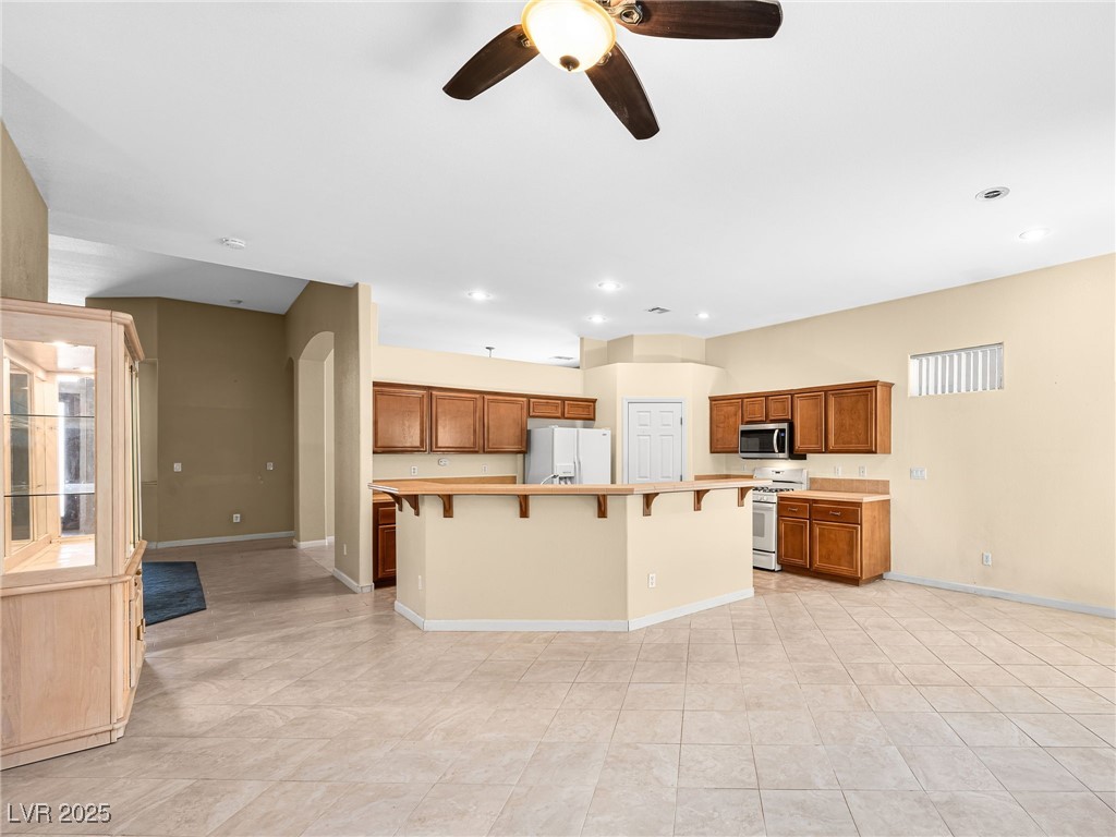 7549 Evening Falls Drive Property Photo 15