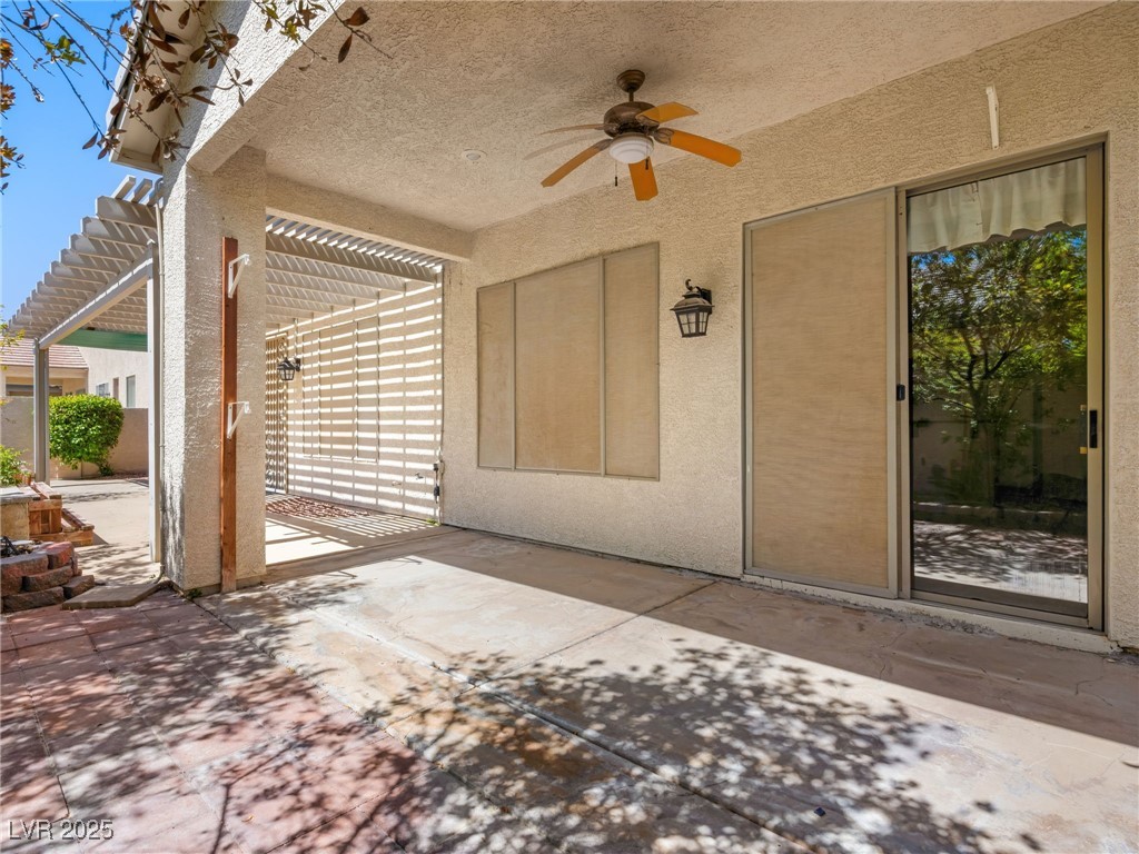7549 Evening Falls Drive Property Photo 48