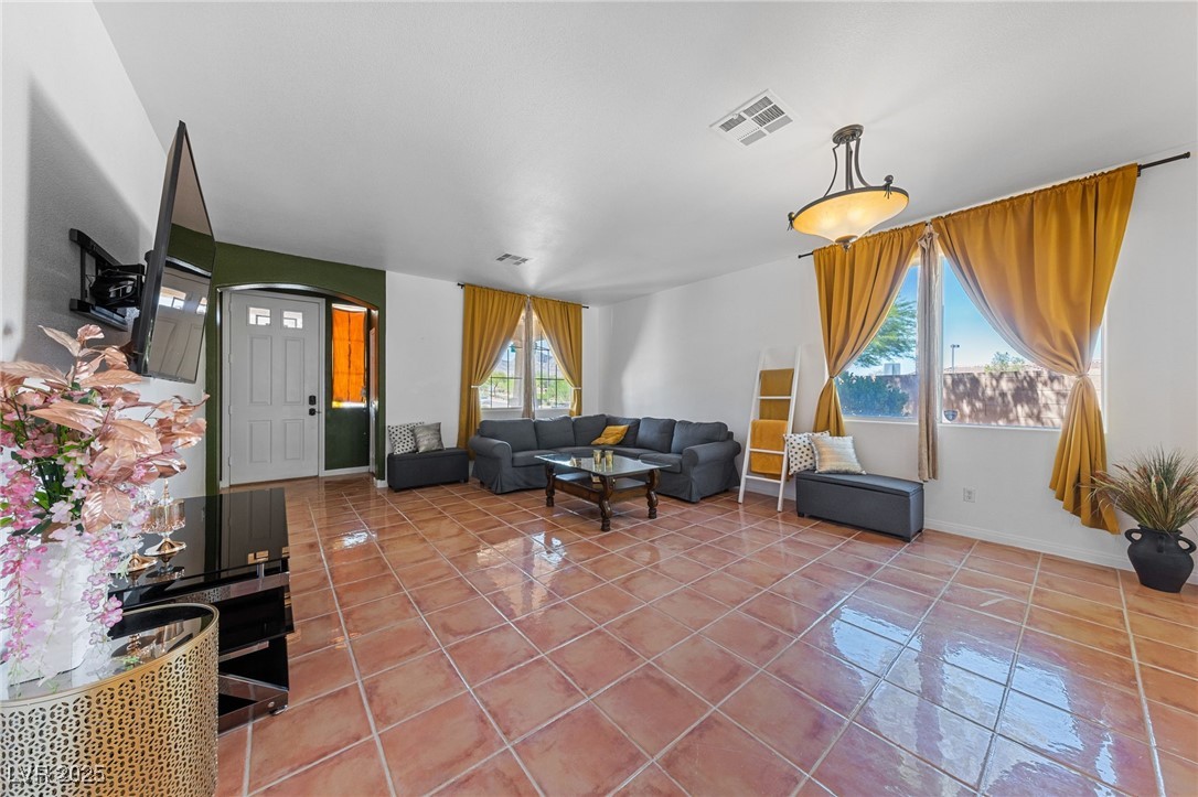 500 Joe Willis Street Property Photo 3