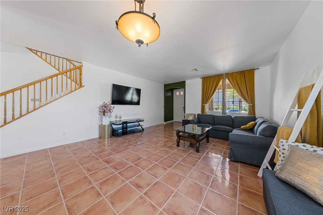 500 Joe Willis Street Property Photo 4