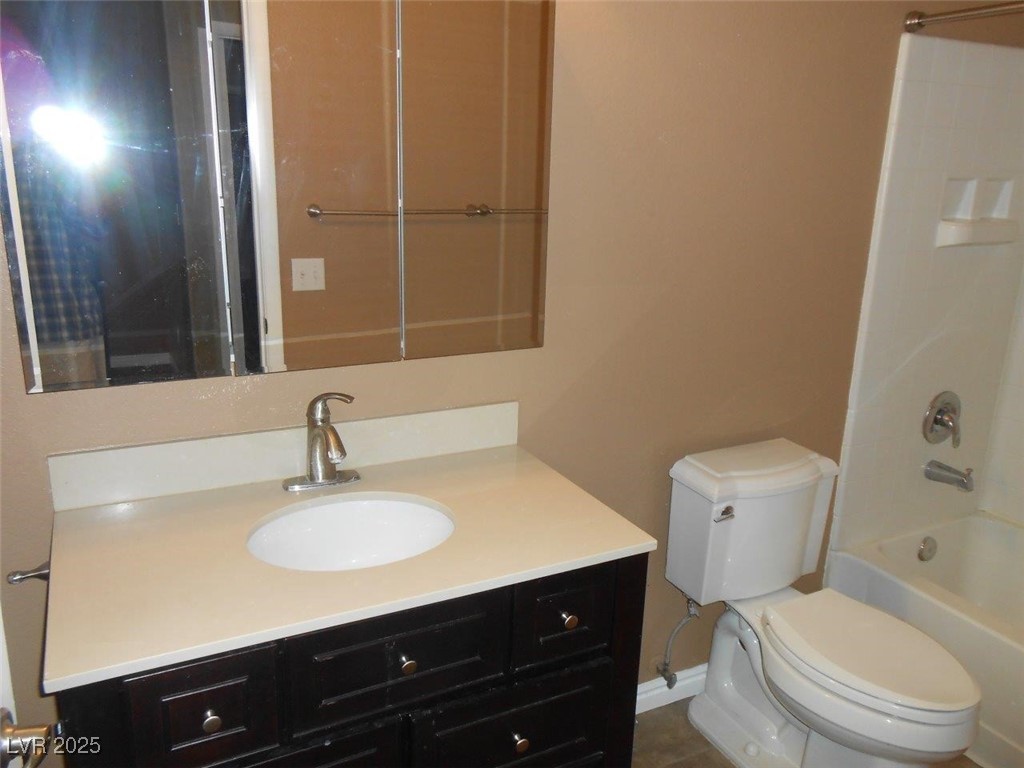 9050 Warm Springs Road 1038 Property Photo 12
