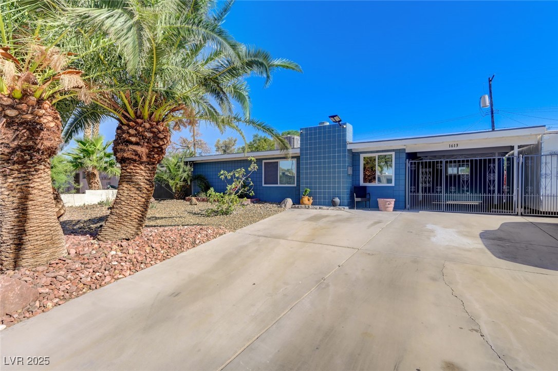 1613 Capistrano Avenue Property Photo 1