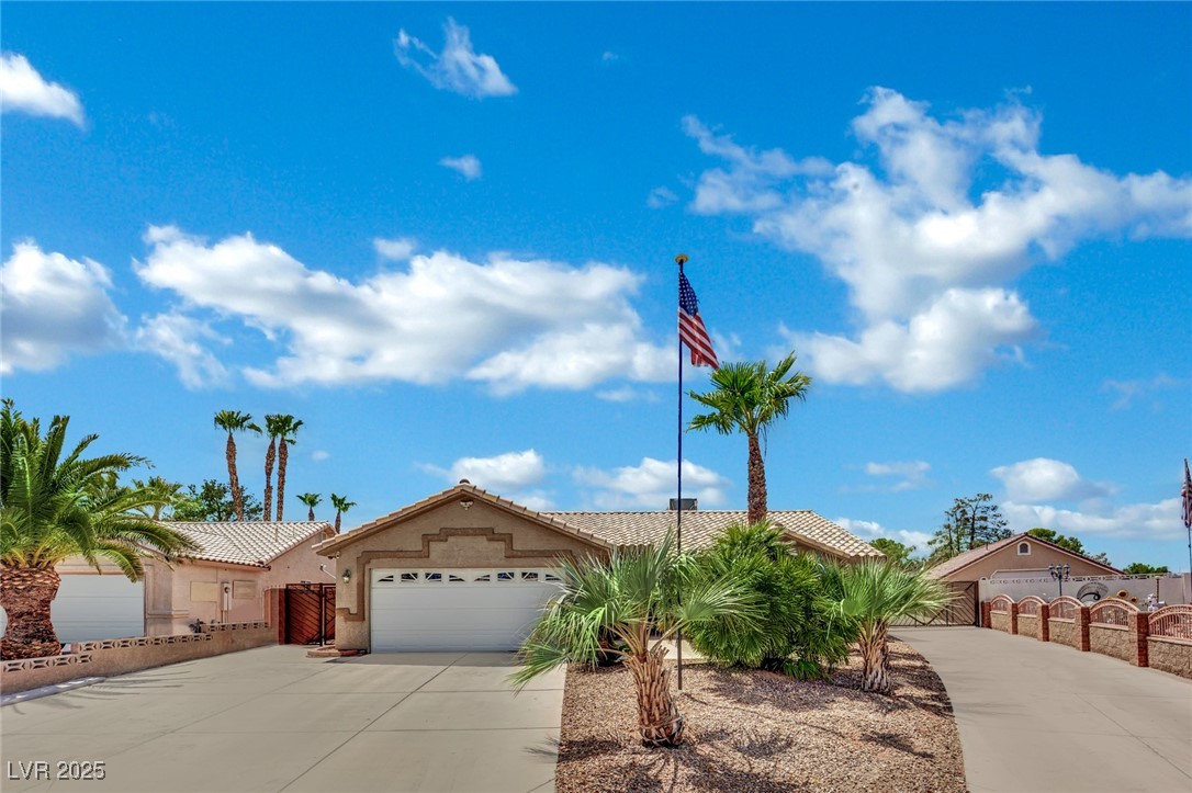 4475 Valley Regal Way