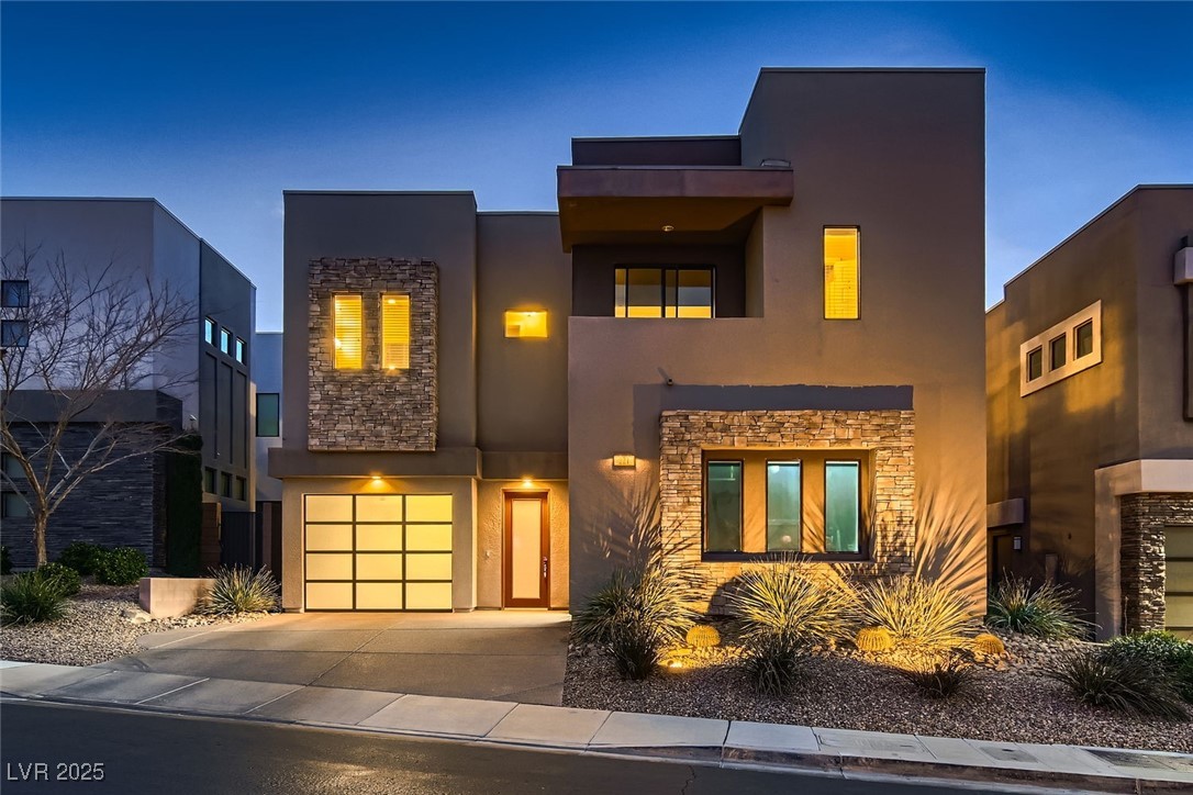 221 Errogie Street Street Property Photo 1