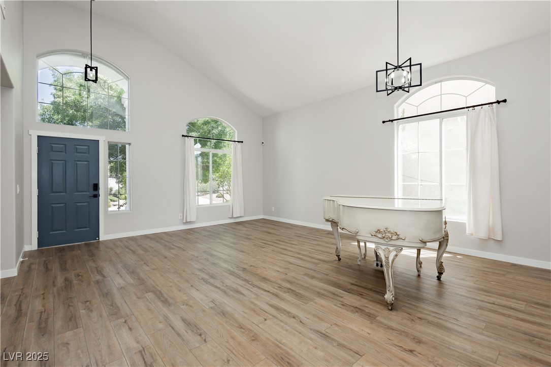 8429 Wild Diamond Avenue Property Photo 3
