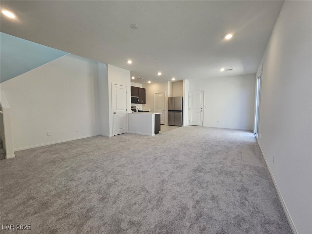 2765 Via Napoli Property Photo 9