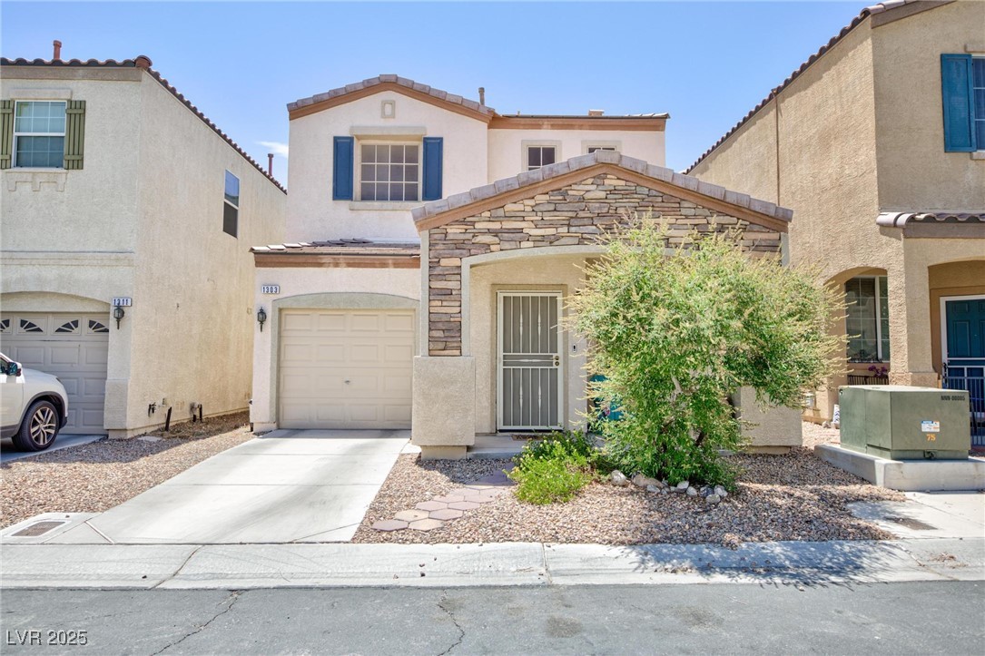 1303 Horizon Village Avenue Property Photo 2