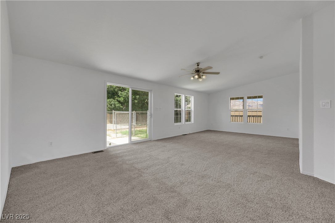 3191 Cedarwood Street Property Photo 15