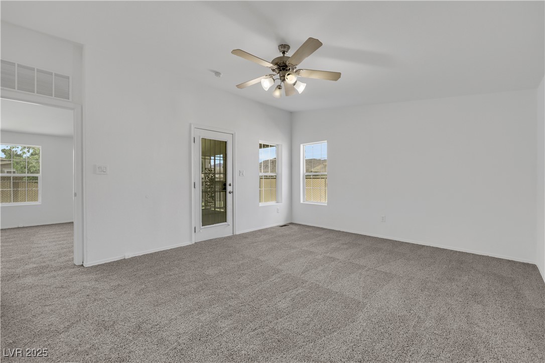 3191 Cedarwood Street Property Photo 20