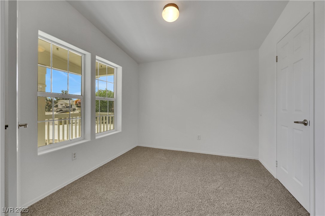 3191 Cedarwood Street Property Photo 28