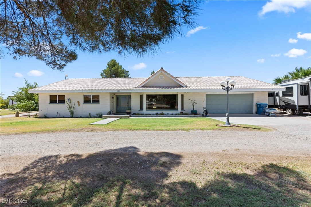 175 Robbin Avenue Property Photo 1